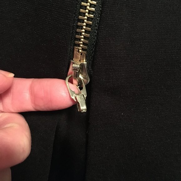 Ted Baker black Jamtye Structured Zip Dress size 0 nwot - Picture 16 of 16